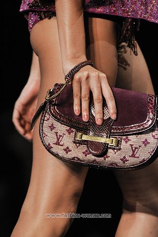 Cумки и клатчи Louis Vuitton весна-лето 2011 