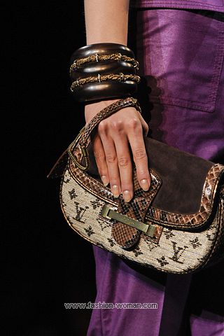 Женская сумка Louis Vuitton лето 2011