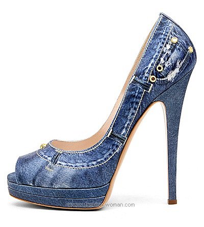 http://www.fashion-woman.com/downloads/2011-2/obuv-casadei-vesna-leto-2011/obuv-casadei-vesna-leto-2011-64.jpg