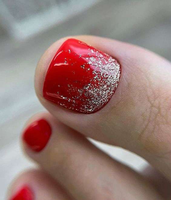 30  Amazing Red Toe Nail Ideas You Need to Try фото №29