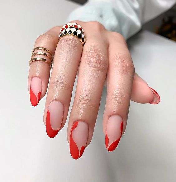 45  Red Nail Designs for a Chic and Trendy Look фото №11