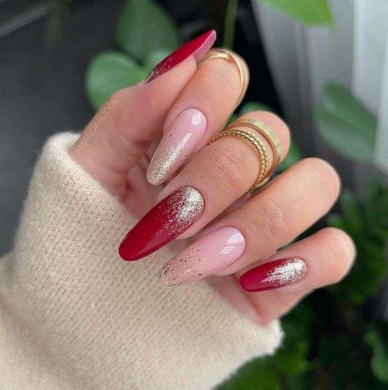 45 Red Nail Designs for a Chic and Trendy Look фото №12