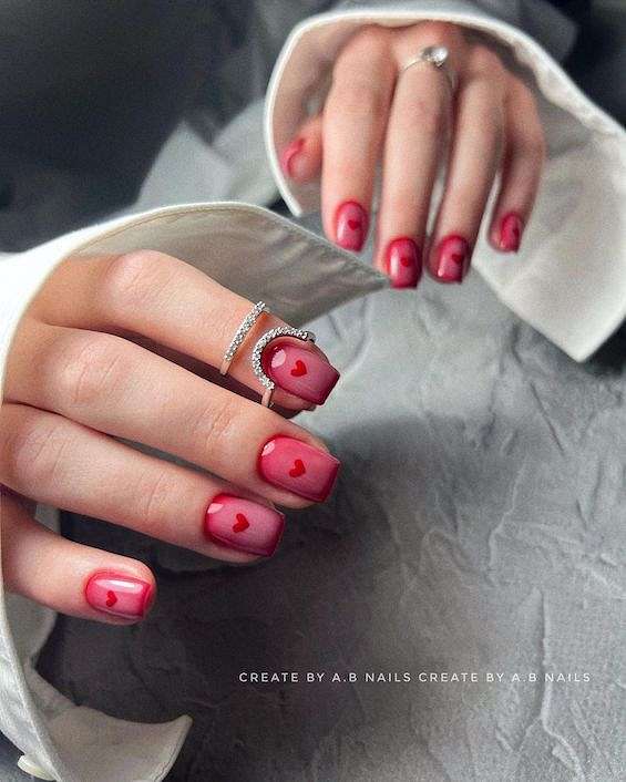 45  Red Nail Designs for a Chic and Trendy Look фото №20