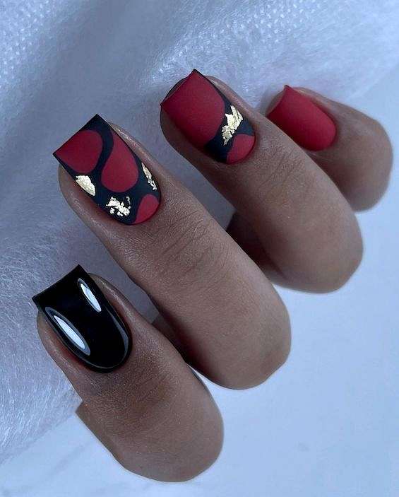 45  Red Nail Designs for a Chic and Trendy Look фото №42