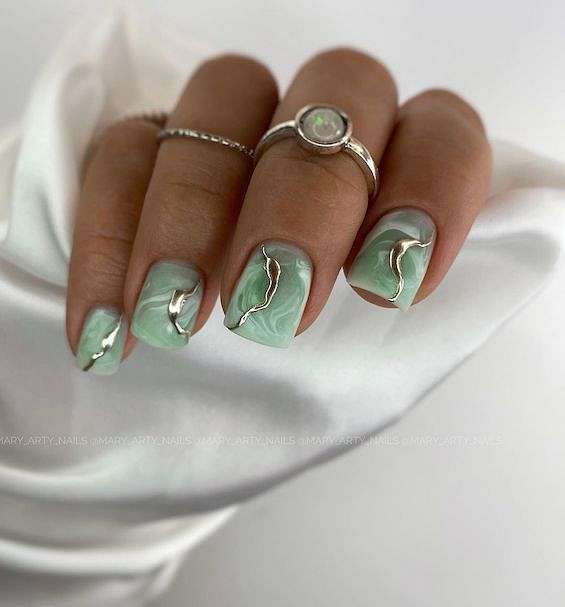 65 Beautiful Green Nail Art Designs for 2023 фото №6