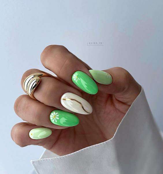 65 Beautiful Green Nail Art Designs for 2023 фото №9