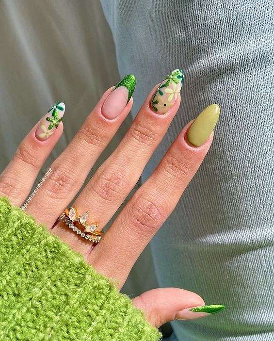 65 Beautiful Green Nail Art Designs for 2023 фото №12