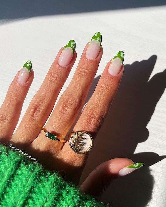 65 Beautiful Green Nail Art Designs for 2023 фото №15