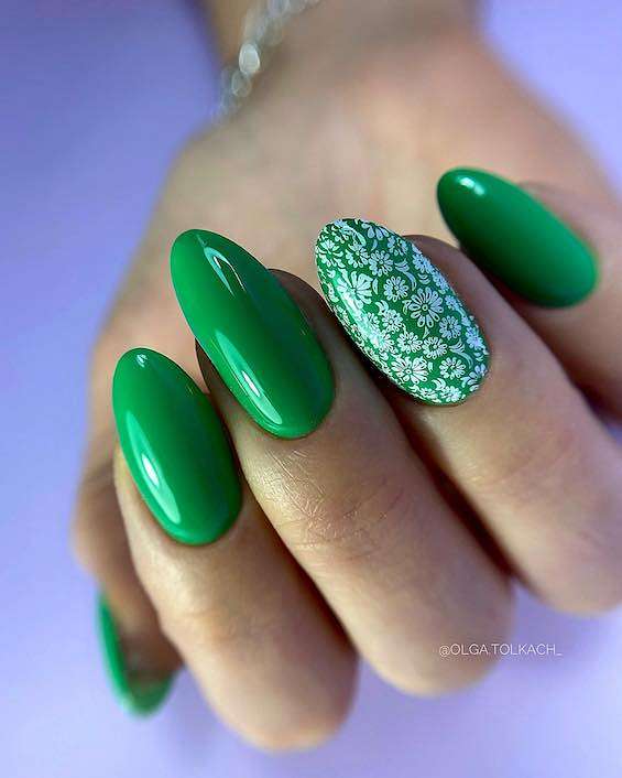 65 Beautiful Green Nail Art Designs for 2023 фото №29