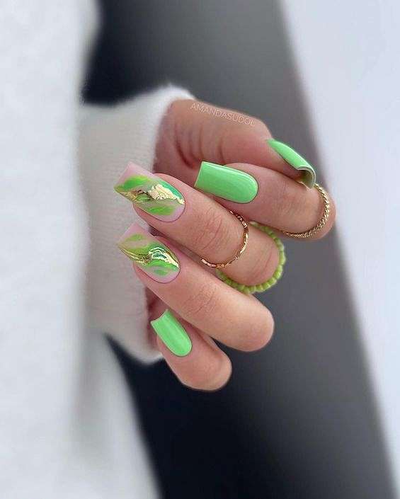 65 Beautiful Green Nail Art Designs for 2023 фото №42