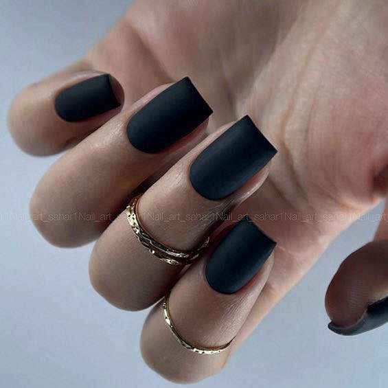 55 Black Nail Designs for 2023 фото №9