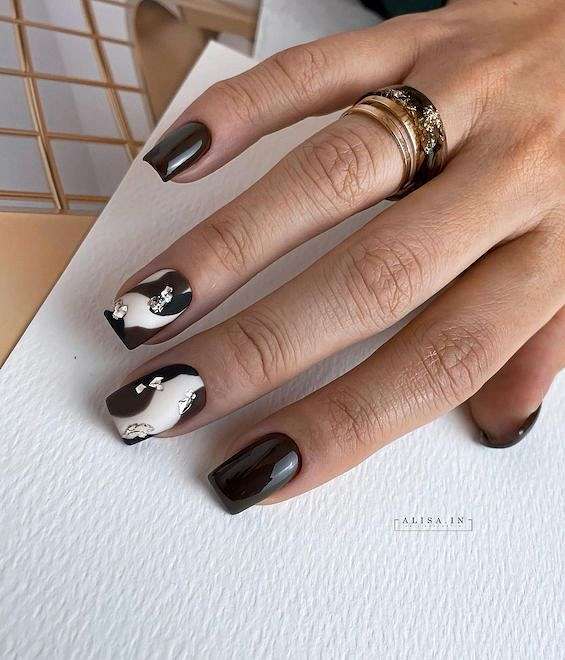 55 Black Nail Designs for 2023 фото №13