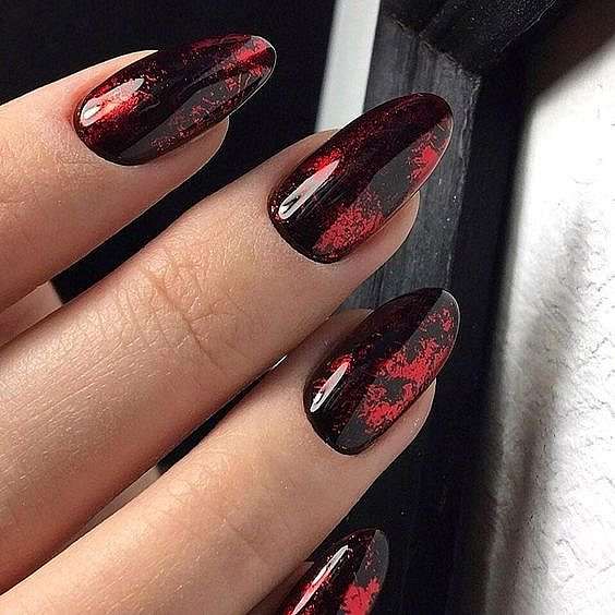 55 Black Nail Designs for 2024 фото №17