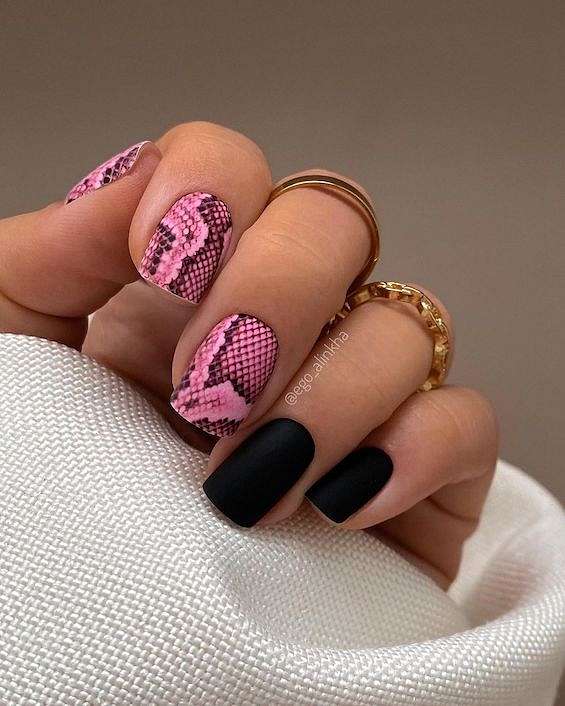 Pink Hearts With Black French Tip Handmade Press on Nails Hand-painted Pink  Heart Nail Designs Custom Nails Made in the UK - Etsy