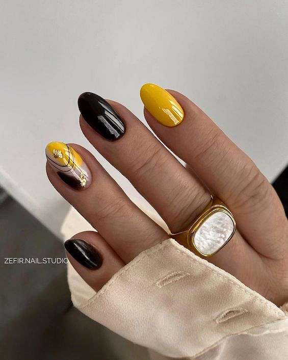 Happy New Year Black and Yellow Nail Designs 2015 – WPJournals