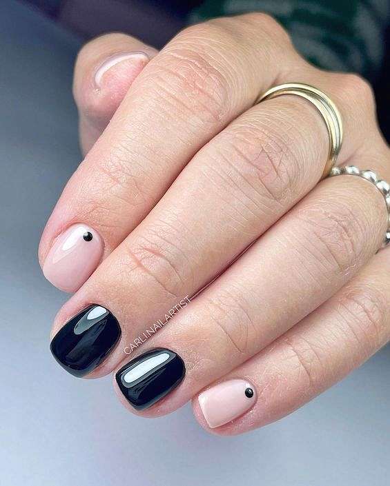 55 Black Nail Designs for 2023 фото №47