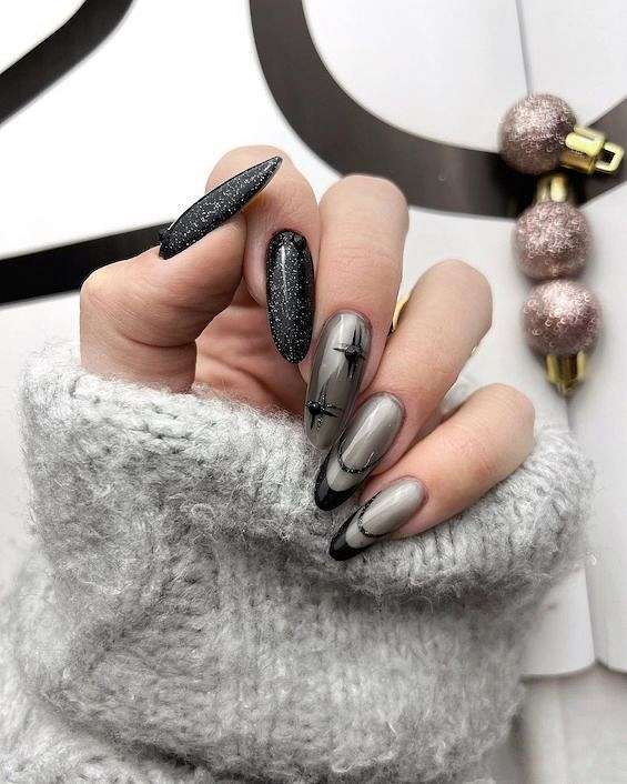 55 Black Nail Designs for 2023 фото №54