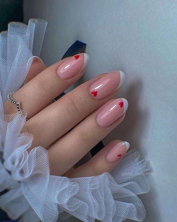 60  French Manicure Ideas for 2024 фото №21