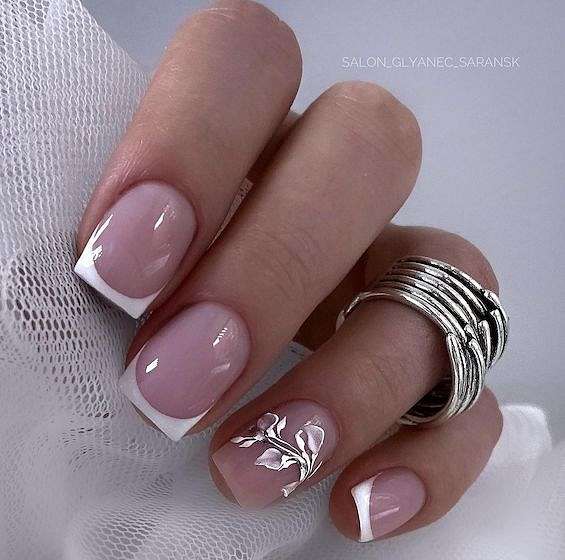 60  French Manicure Ideas for 2023 фото №34