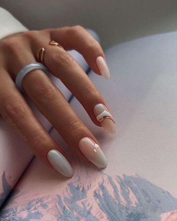 70  White Nail Ideas You Need to Try in 2023 фото №11