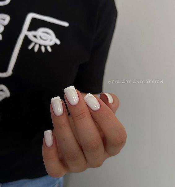 70  White Nail Ideas You Need to Try in 2024 фото №2
