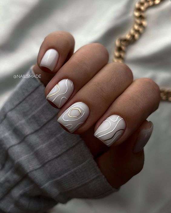 70  White Nail Ideas You Need to Try in 2024 фото №19