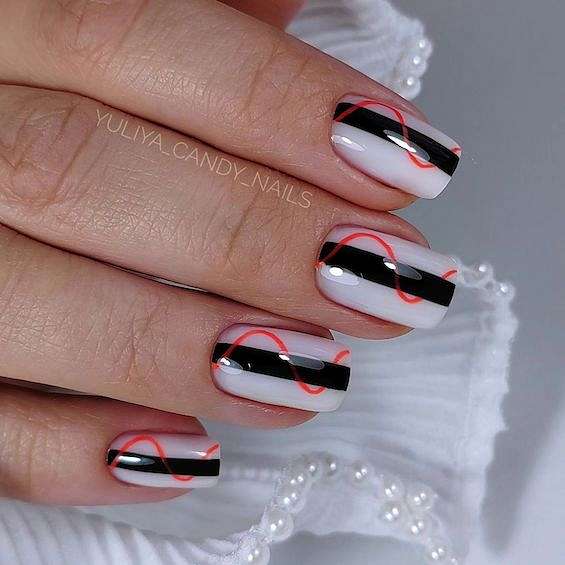 70  White Nail Ideas You Need to Try in 2023 фото №22