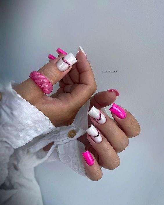 70  White Nail Ideas You Need to Try in 2023 фото №36