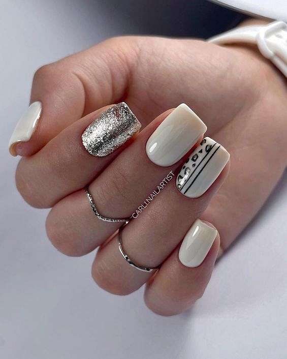 70  White Nail Ideas You Need to Try in 2024 фото №57