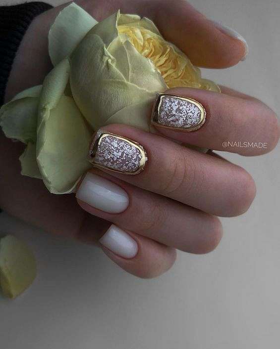 70  White Nail Ideas You Need to Try in 2024 фото №54