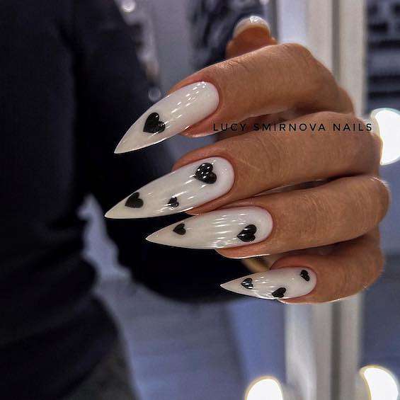 70  White Nail Ideas You Need to Try in 2024 фото №64