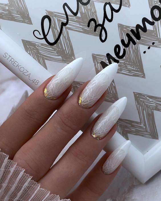70  White Nail Ideas You Need to Try in 2024 фото №59