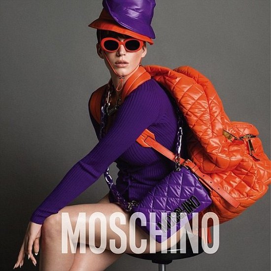Кэти Перри в рекламной кампании Moschino осень-зима 2015-2016 фото №2