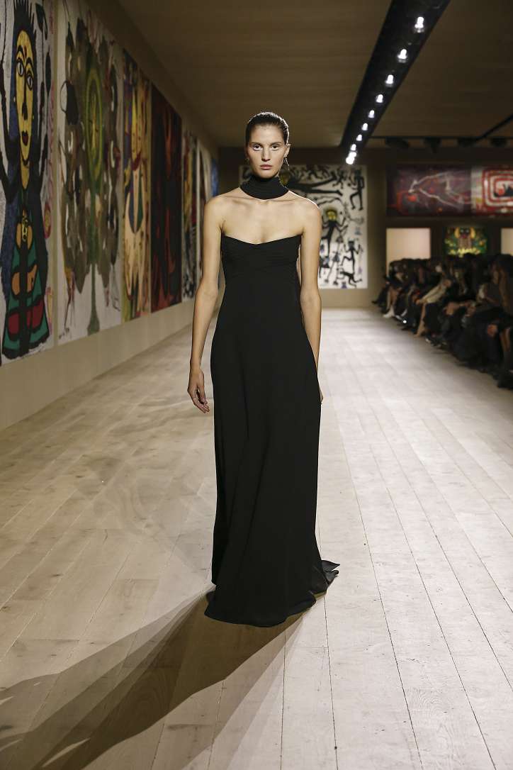 Коллекция Christian Dior Couture весна 2022 фото №23