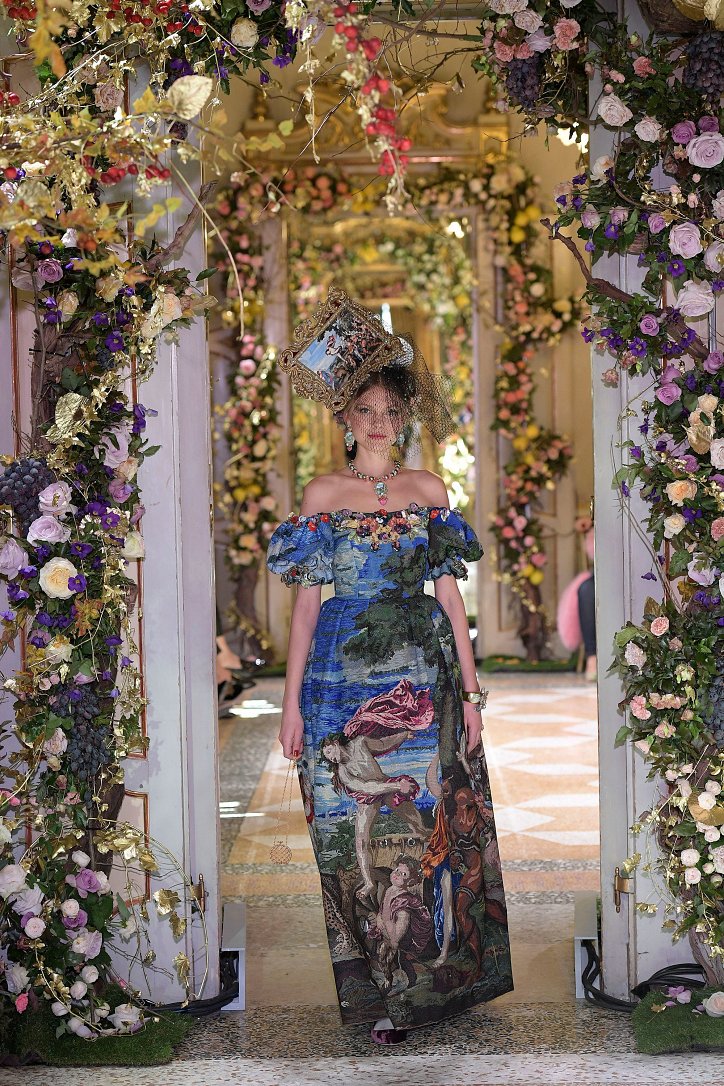 Коллекция Dolce & Gabbana Alta Moda весна-лето 2019
