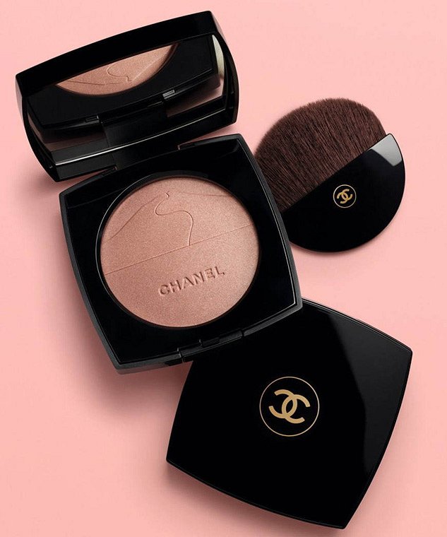 Коллекция макияжа Chanel Desert Dream весна-лето 2020 фото №2