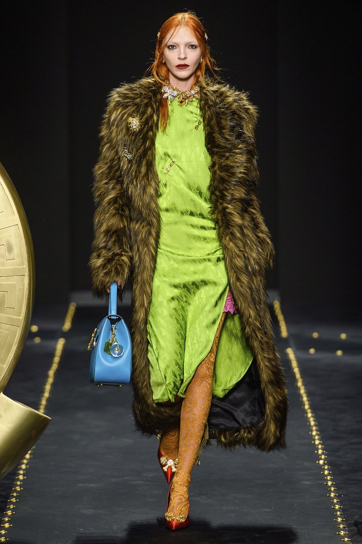 Коллекция Versace осень-зима 2019-2020 фото №11