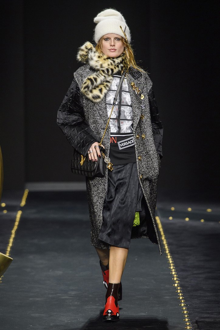 Коллекция Versace осень-зима 2019-2020 фото №14