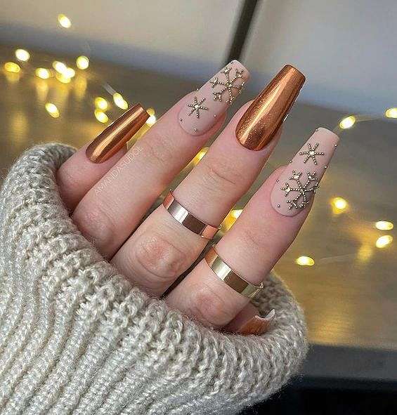 Самые красивые ногти маникюр на новый год