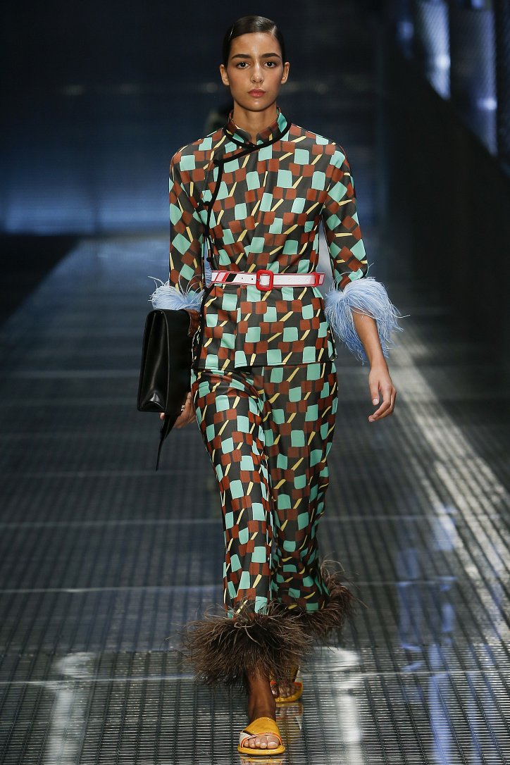 Prada весна-лето 2017 фото №31