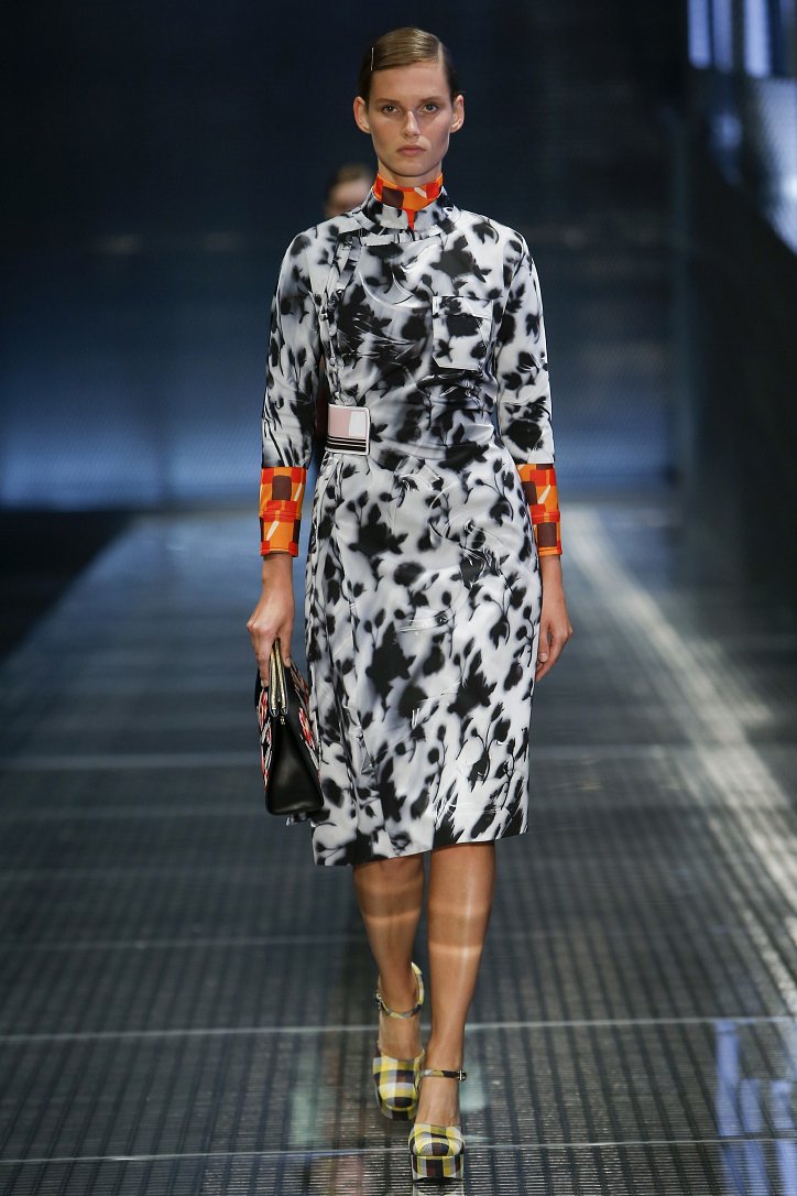 Prada весна-лето 2017 фото №40
