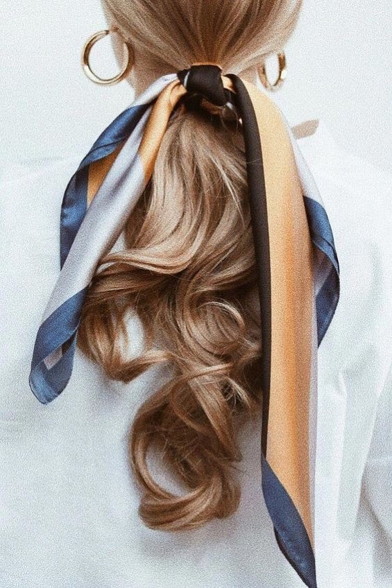 Прически на длинные волосы 2023: стильные идеи для вдохновения фото №32