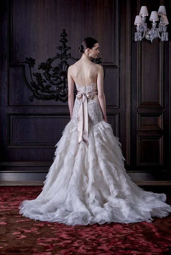 Свадебные платья Monique Lhuillier весна 2016 фото №30 Свадебные платья Monique Lhuillier весна 2016 фото №30