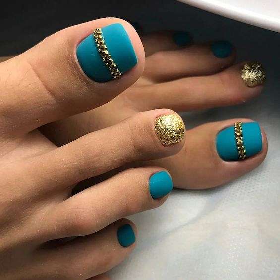 The Biggest Pedicure Trends of 2023 фото №14