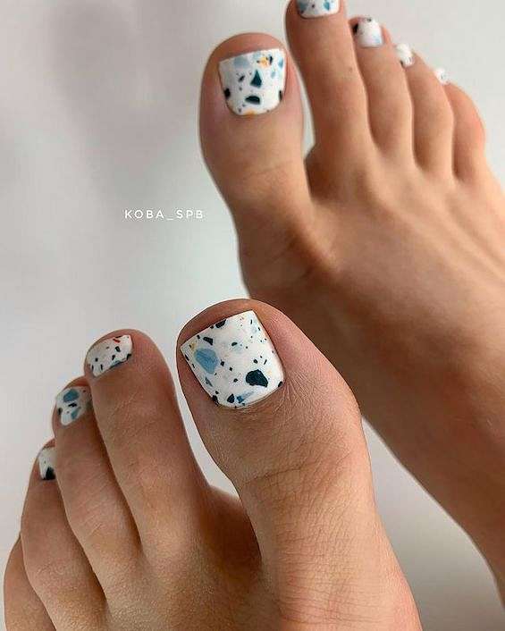 The Biggest Pedicure Trends of 2023 фото №20