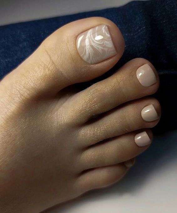 The Biggest Pedicure Trends of 2023 фото №29