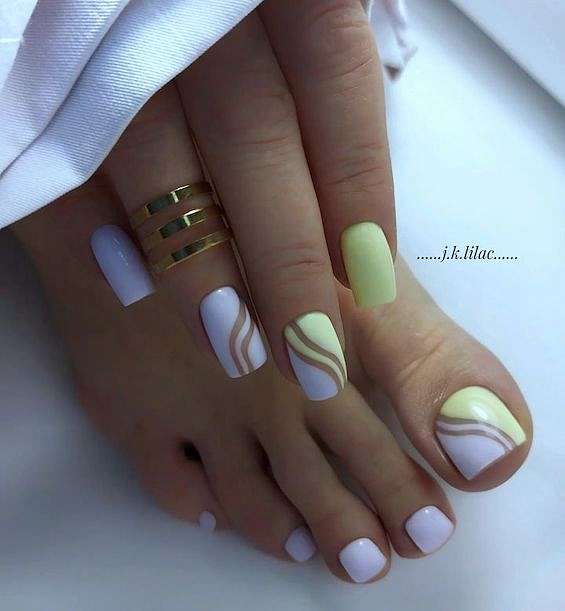 The Biggest Pedicure Trends of 2023 фото №36
