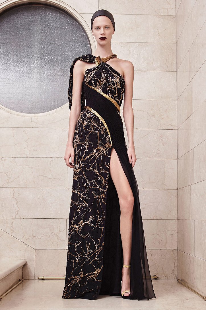 Топ-25 лучших вечерних платьев из коллекций Haute Couture фото №9