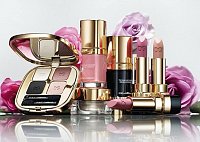 Весенняя коллекция макияжа Dolce & Gabbana Rosa Look 