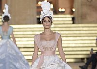 Кутюрная коллекция Dolce & Gabbana Alta Moda осень-зима 2019-2020